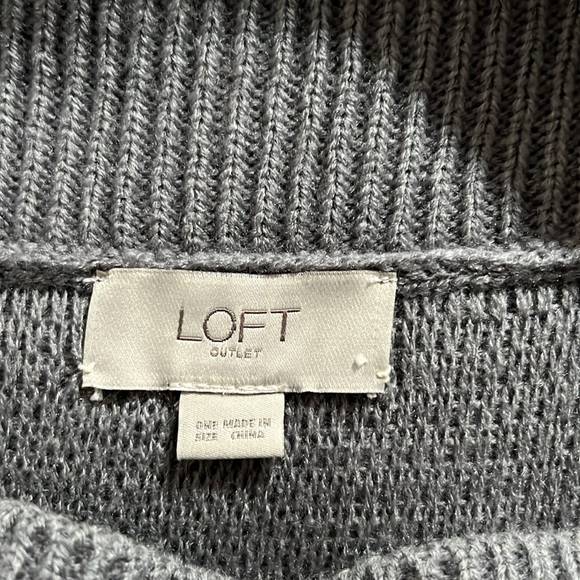 Loft one size fits all poncho - Picture 2 of 2